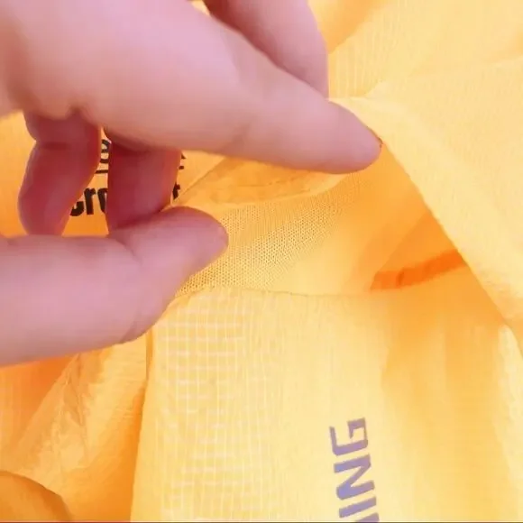 REEBOK x CROSSFIT The Clock Is Watching Lightweight Windbreaker Jacket Yellow M - Picture 7 of 11